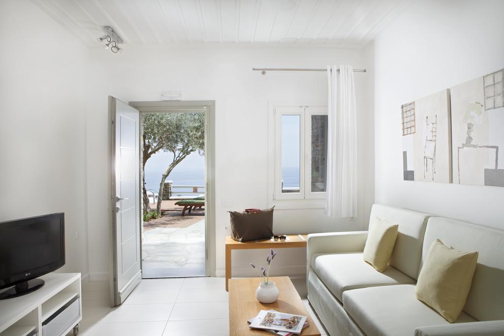 Selana Suites Chrisopigi  Eksteriør billede